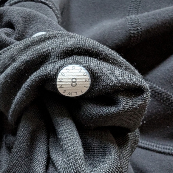 Lululemon Pushing Limits 7/8 Tight (Nulu 25") Black (First Release 6/17) Women 8 - Picture 11 of 11
